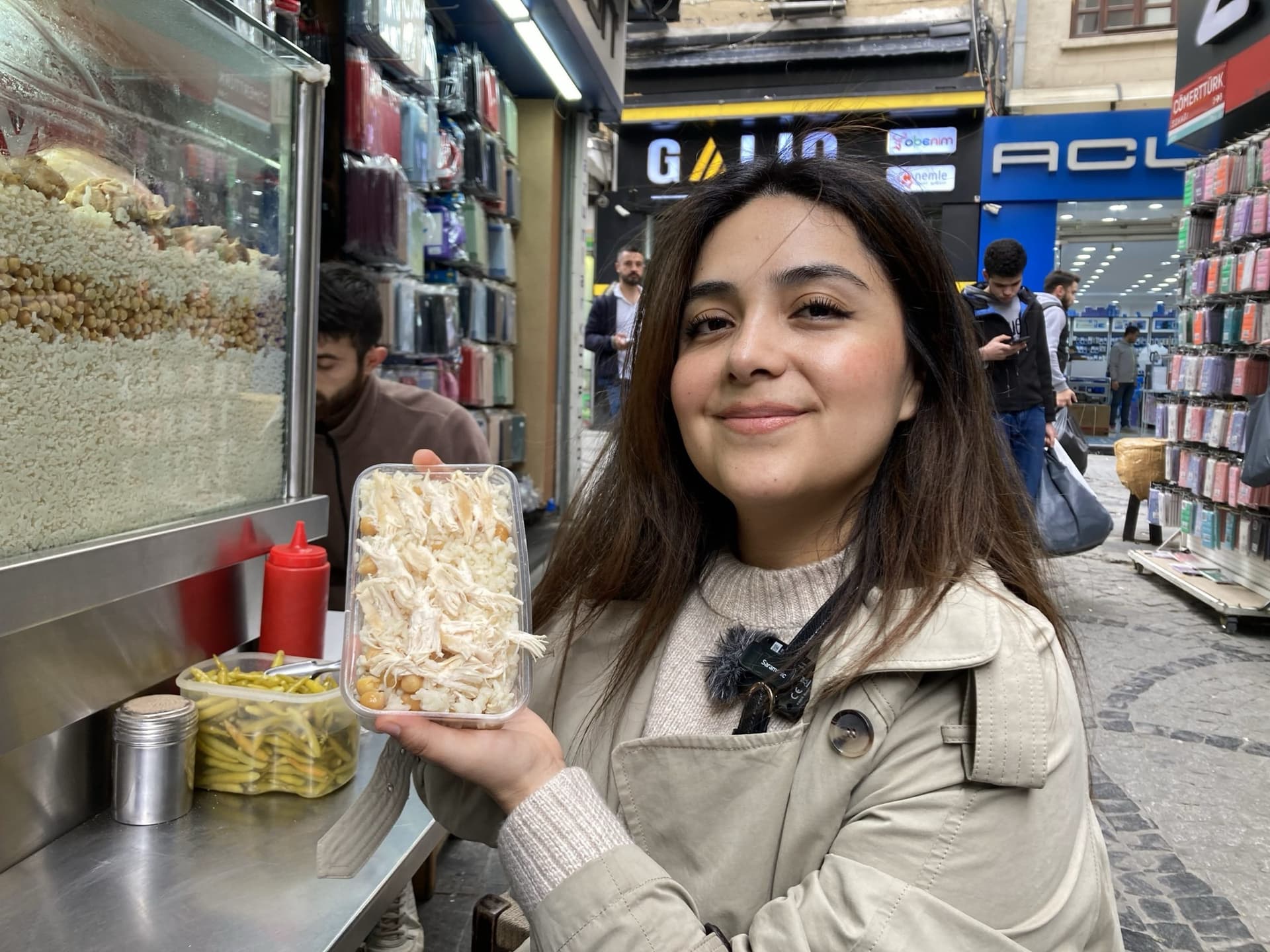 Flavours of Istanbul with Bery (Food Tour)