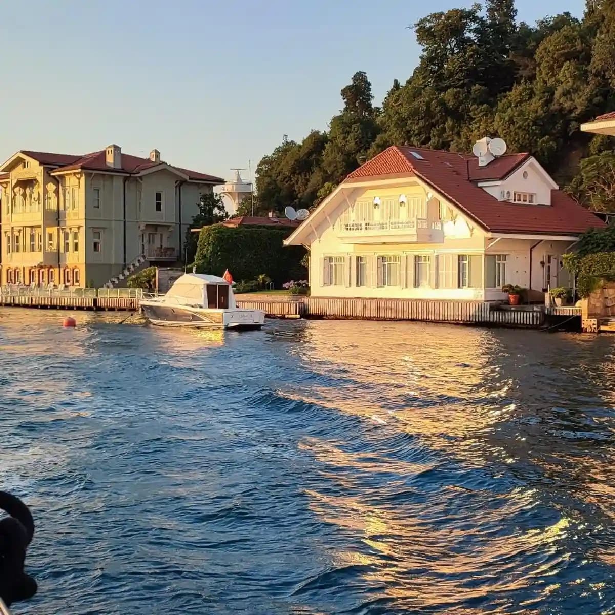 Bosphorus Sunset Cruise on Yacht (Shared) photo 3